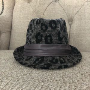 Women’s Fedora hat